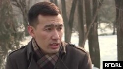 Саясаттанушы Шалқар Нұрсейітов.