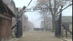 Europei - Holocaustul mai face o victimă: istoria Europei D6F839F1-0C51-4483-8E45-85C7AC9B2D66_w256_r1