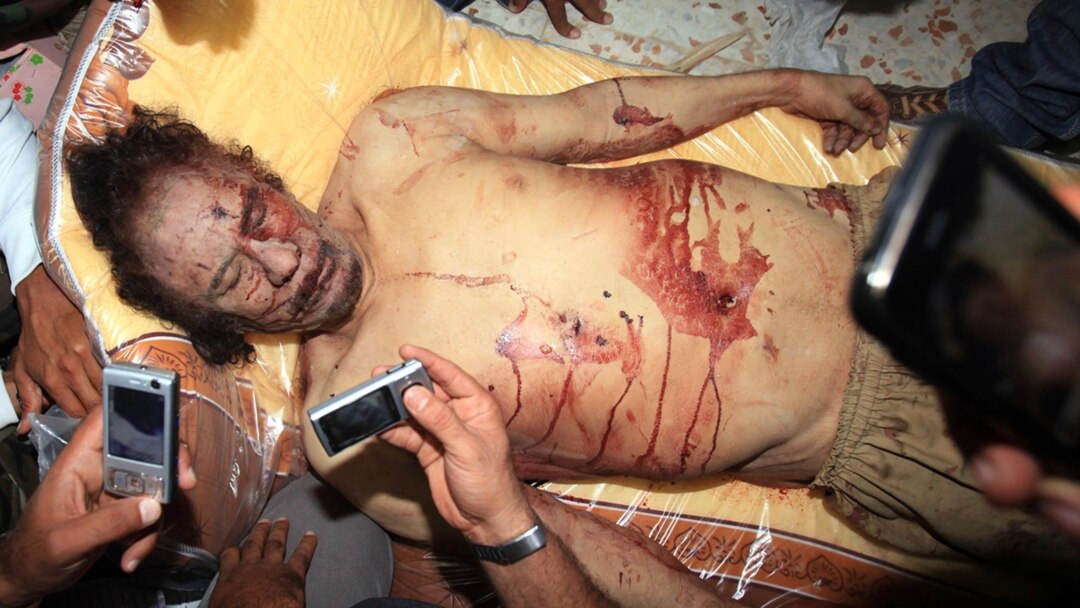 Фото и видео убитых людей в Буче - не фейковые: фактчек DW
