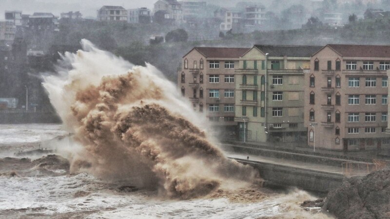 Тајфунот Лекима однесе 22 животи во Кина 