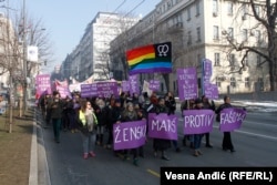 Раҳпаймоии занон дар Белград