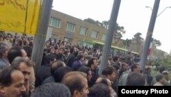 تظاهرات معلمان در برابر مجلس شورای اسلامی برگزار می شود.