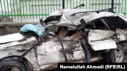 در برخی از موارد حوادث خیلی خونین در جاده ها و شاهراه های افغانستان اتفاق می افتد مانند این یکی که گفته میشود راننده از بین رفته و راکبین نیز به شدت جراحت برداشته اند