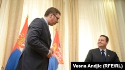 Čak i ako je Dačić (D) dao izjavu bez direktnog dogovora sa Vučićem (L), teško je poverovati da srpski premijer sada zbog toga oseća nelagodu