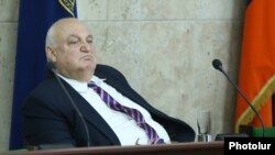 Ректор ЕГУ Арам Симонян