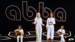 Гурт ABBA, 1976 рік