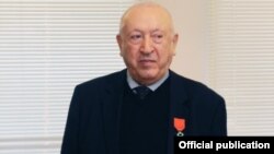 Tahir Salahov 