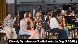Репетиция оркестра Луганской областной филармонии