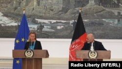 محمد اشرف غنی رئیس جمهور افغانستان با فدریکا موگرینی مسئول سیاست خارجی اتحادیه اروپا