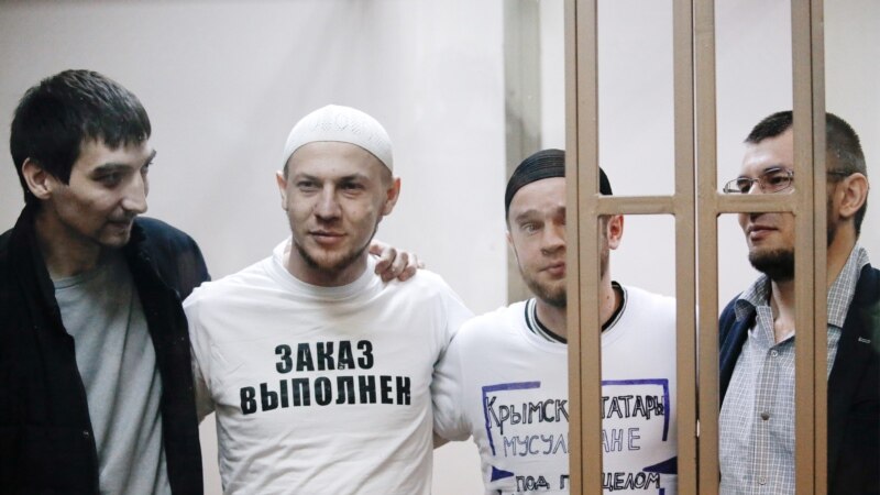 Осужденных в России крымчан отправили в спецблок – родные