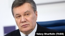 Колишній президент України Віктор Янукович перебуває в знерухомленому стані, повідомили 18 листопада російські ЗМІ
