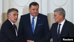 Slijeva nadesno: Željko Komšić, Milorad Dodik i Šefik Džaferović, Sarajevo, fotoarhiv