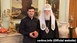 Новий президент Володимир Зеленський і почесний патріарх Філарет, Київ