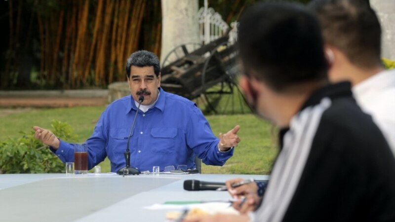 رئیس‌جمهور ونزوئلا اولتیماتوم ترامپ برای کناره‌گیری فوری را رد کرد