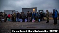 Обмен удерживаемыми лицами на Донбассе вблизи Горловки, 27 декабря 2017 года
