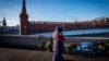 У Москві знову відбувся напад на меморіал на місці вбивства Нємцова