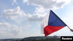 МЗС вказує, що Чехія «всупереч погрозам Кремля, буде продовжувати надавати допомогу Україні та її громадянам»