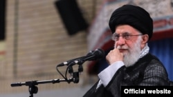 Иранның рухани көсемі аятолла Әли Хаменеи.