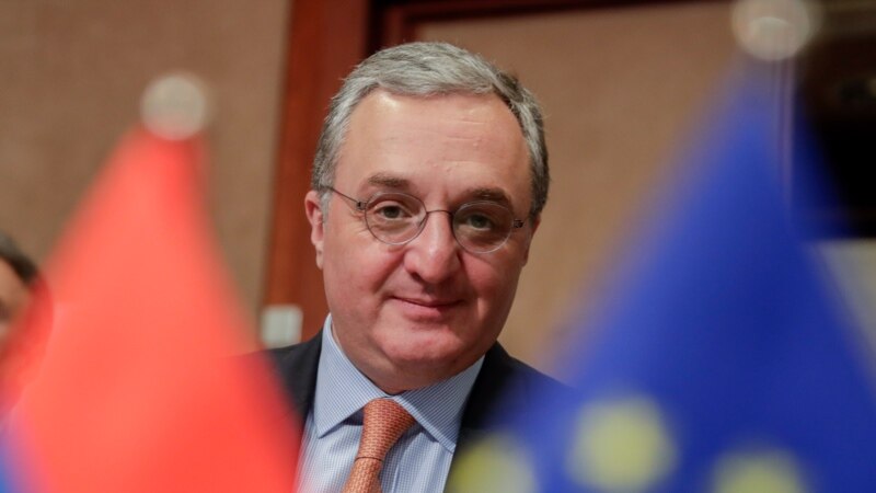 Глава МИД Армении пригласил грузинского коллегу в Ереван 