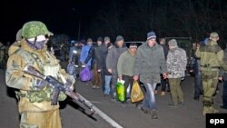 Taraplar 26-njy dekabrda Ukrainanyň 149 harby gullukçysy bilen separatist töwereklerinden tutulan 222 tussagy çalyşdylar.