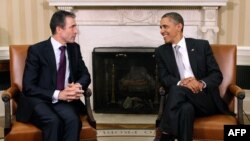 Генералниот секретар на НАТО Андерс Фог Расмусен и претседателот на САД Барак Обама.