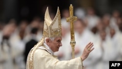 Papa Benedikt XVI, april 2012.