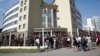 Сторонники подсудимых по делу "Нового величия" у здания Люблинского суда