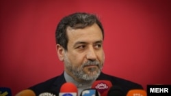 عباس عراقچی می‌گوید، جمهوری اسلامی ایران «خروج از برجام را در دستور کار قرار» داده است.