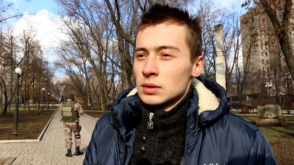 Ukrainian 'Cyborg' Describes Ordeal At Donetsk Airport