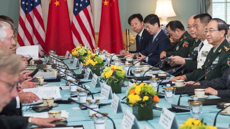 Министры Соединенных Штатов и Китая обсуждают пути давления на Северную Корею