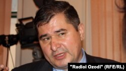 Rahmatillo Zoirov, udhëheqës i Organizatës Joqeveritare, 'Konsorciumi Gjyqësor' në Taxhikistan 