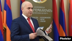 Արմեն Աշոտյան, արխիվ