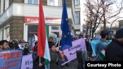Берлиндегі тәжік оппозициясы жақтастарының наразылық акциясы. 2018 жыл.