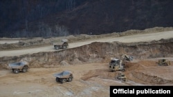 Armenia - Open-pit mining at Teghut copper deposit, 20Dec2014.