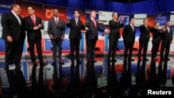 Кандидати-республіканці під час дебатів