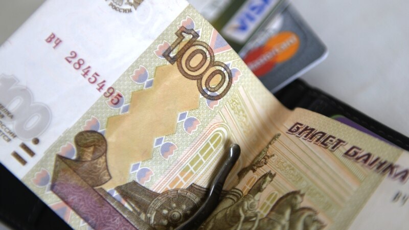 Россия: сотрудники химкомбината отказались выйти на работу из-за долгов по зарплате