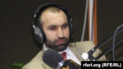 سیاسي تحلیلګر انتظار خادم