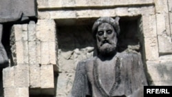 Муҷассамаи Абулқосим Фирдавсӣ дар Душанбе
