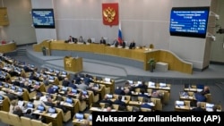 Duma bi mogla ovog tjedna podnijeti prijedlog zakona kojim bi se spriječilo da mediji imenovani stranim agentima ulaze u Donji dom parlamenta