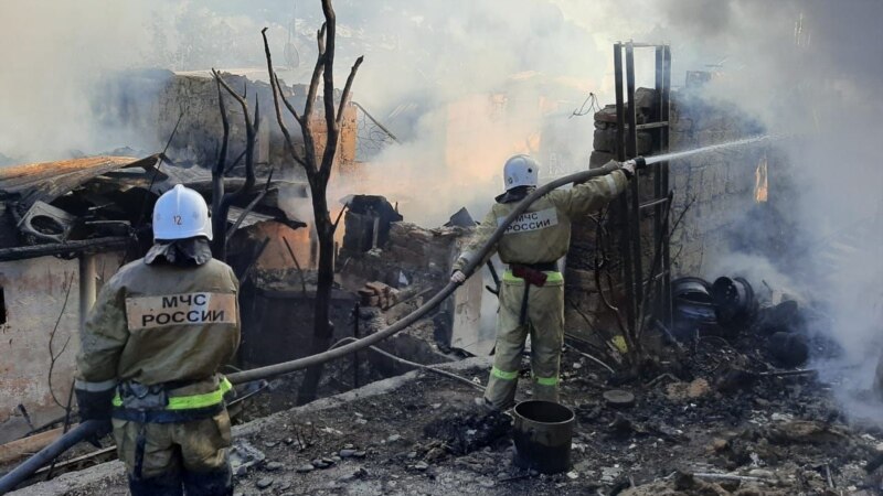 В Крыму за неделю произошло 106 пожаров и 13 аварий на дорогах