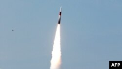 آزمایش موشک ارو در هفتم آوریل سال ۲۰۰۹