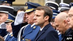 Emmanuel Macron la ceremonia funerară de astăzi