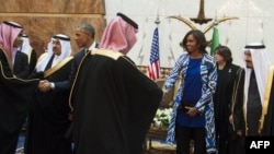 Prezident Barack Obama və birinci ledi Səudiyyə Ərəbistanında. 