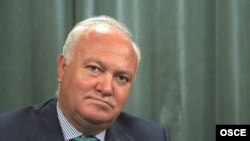 Spanish Foreign Minister Miguel Angel Moratinos