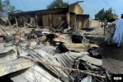 Деревня на севере Нигерии после налета боевиков "Боко Харам"