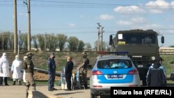 Шымкенттегі блокбекеттердің бірі. 2 сәуір 2020 жыл.