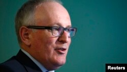 Dutch Foreign Minister Frans Timmermans said that "if Russia does not change its stance, then we can't do anything but sharpen ours." (file photo)