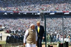 Президент США Дональд Трамп та прем'єр-міністр Індії Нарендра Моді на стадіоні Сардар Патель, Індія, 24 лютого 2020 року