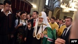 Патријархот Кирил во посета на црквата Св. Архангел Михаил во Белград.