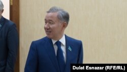 Нурлан Нигматулин в бытность спикером мажилиса парламента